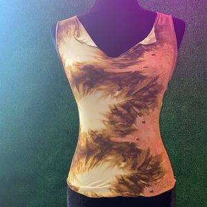 Women’s abstract print top
